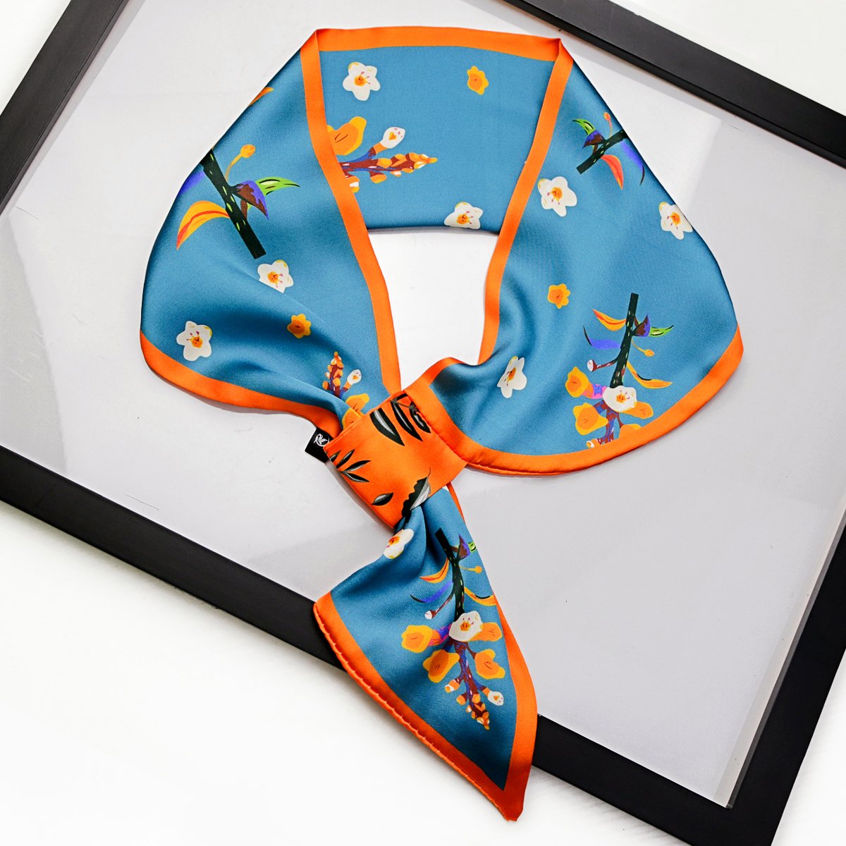 WJ1091 Wholesale fashion Autumn Wholesale Women's Silk Scar 75 * 13cm Elegant Retro Luxury Style Lightweight Satin Women's Scarf