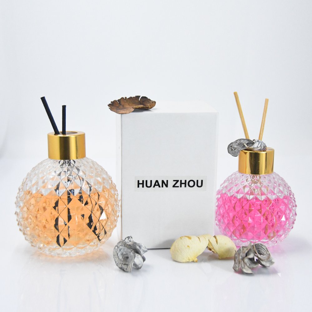 wholesale high quality 100ml 200ml round empty fancy glass aroma bottle reed diffuser bottle with screw cap