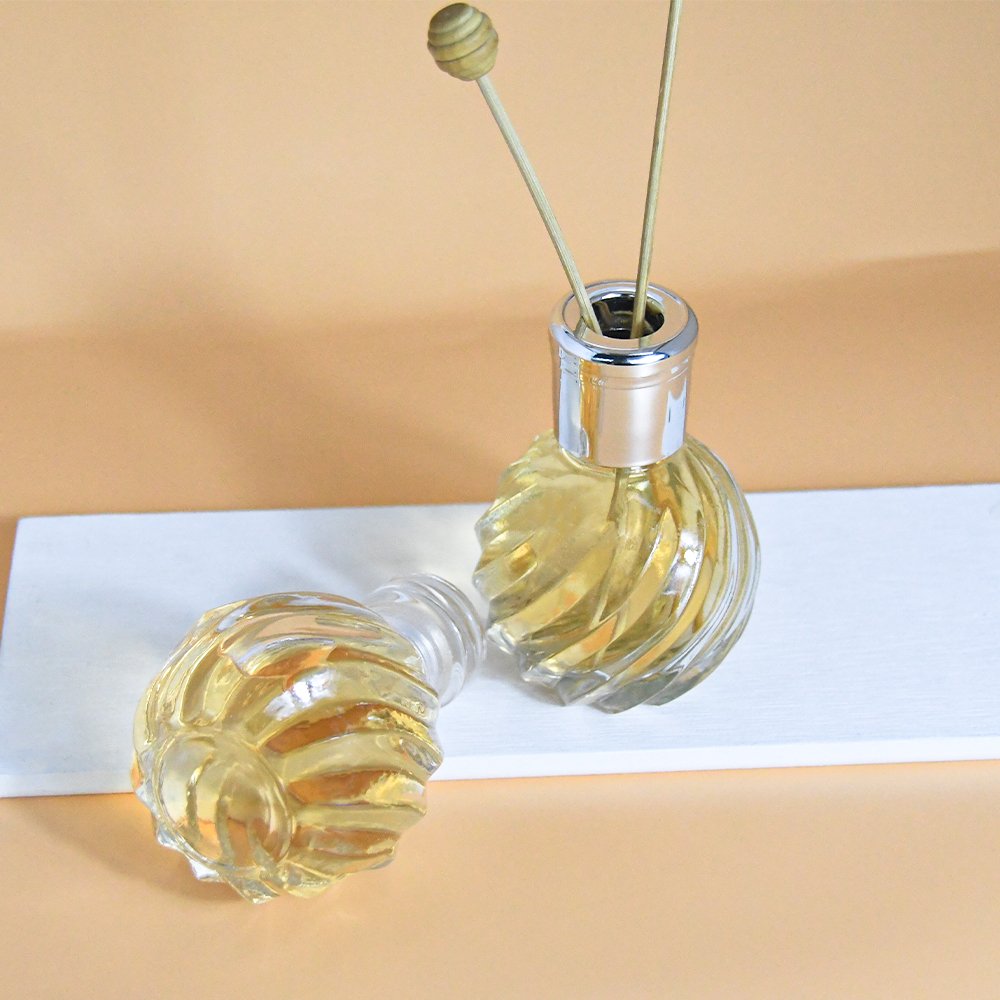 Luxury Round 100ml 250ml Empty Fragrance Aroma Diffuser Bottle With Lid And Stick For Home Decor