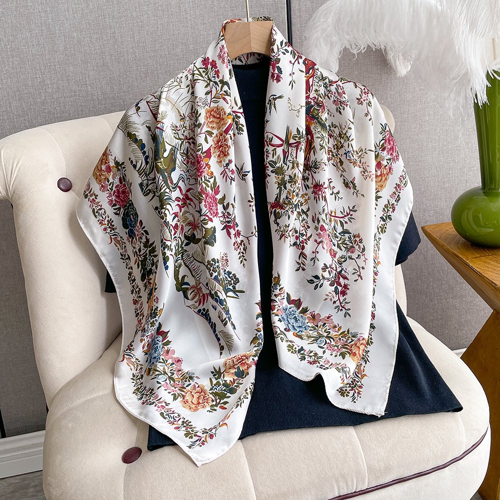 Wholesale 2023 Twill Silk Feeling Square Handkerchief Women's Fashion Head Scarf Neck Scarf 90*90cm Square Neck Tie Hair Wraps