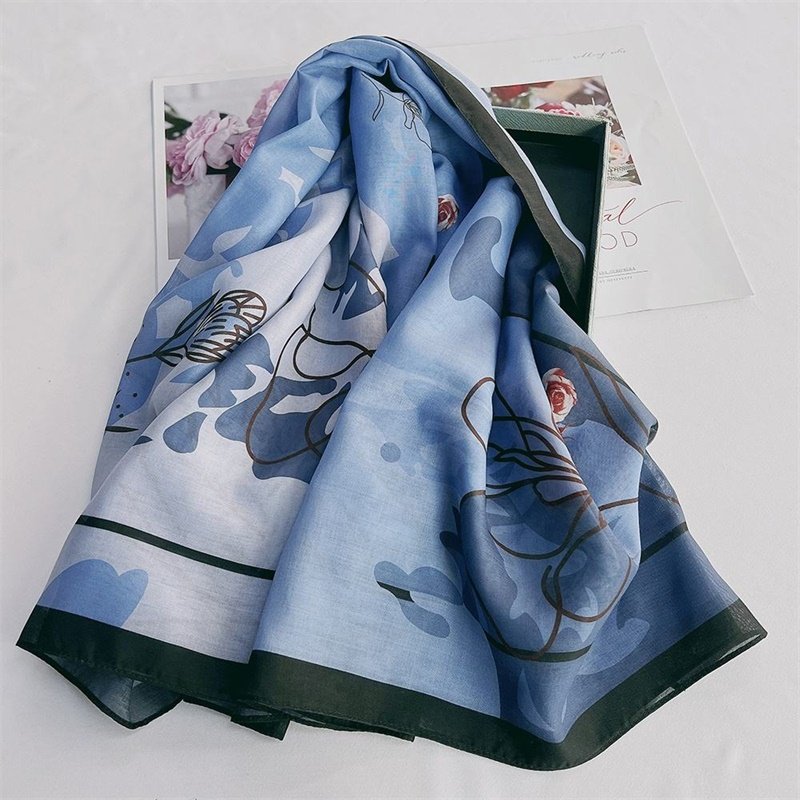 High Quality Soft Ethnically Square Cotton Voile Keffiyeh Custom Wholesale Robe Prayer Scarf Instantaneous Muslim Hijab Inspired