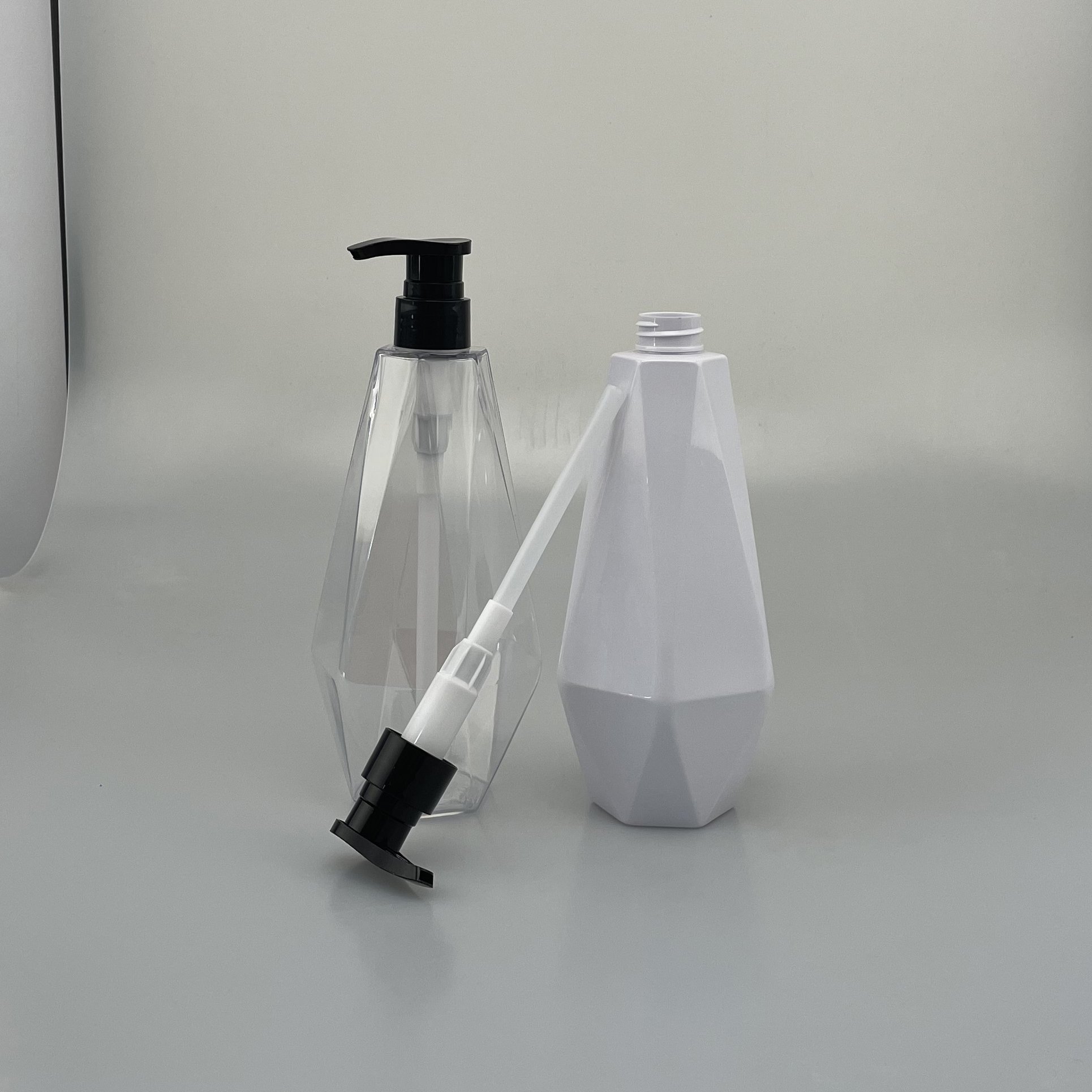 Shampoo Cosmetic packaging PET 60ml 120ml 250ml 500ml eco plastic bottlecosmetic plastic bottlesampoo fancy shampoo bottle