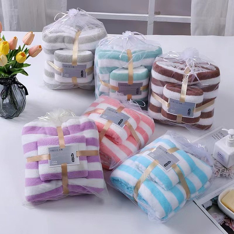 High-density padded high-grade warp knitted coral fleece mother towel soft absorbent towel bath towel set candy strip pattern