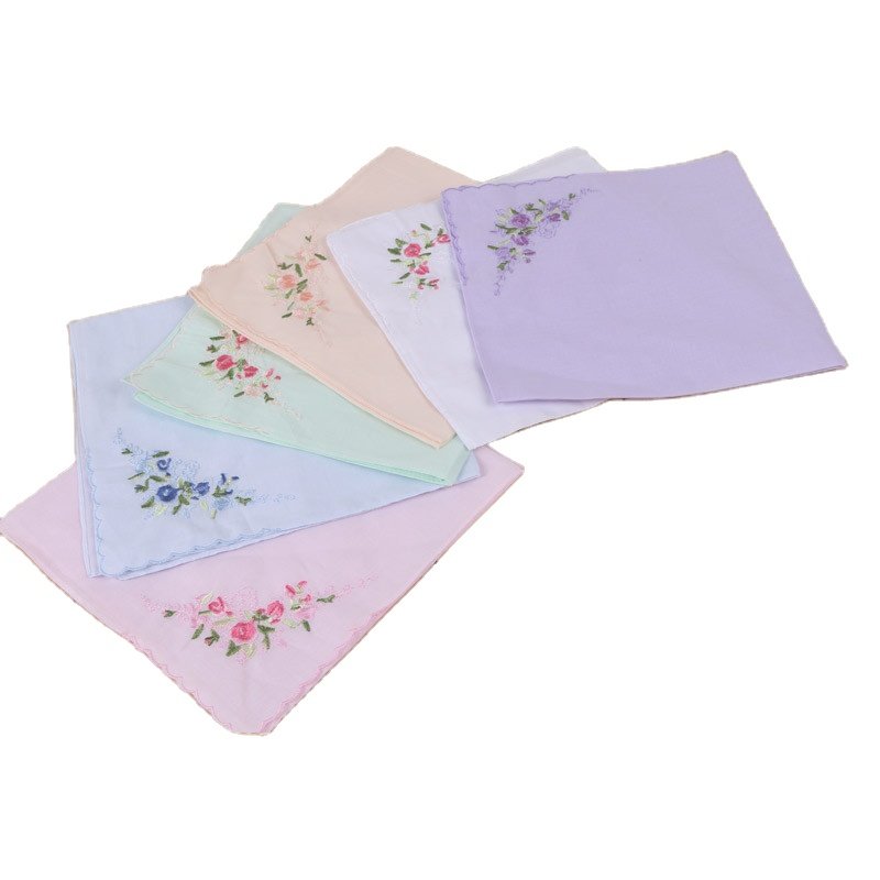 FUBU Wholesale Lady's Embroidery Handkerchief 35cm Soft Cotton Fabric With Beautiful Embroidery Pattern