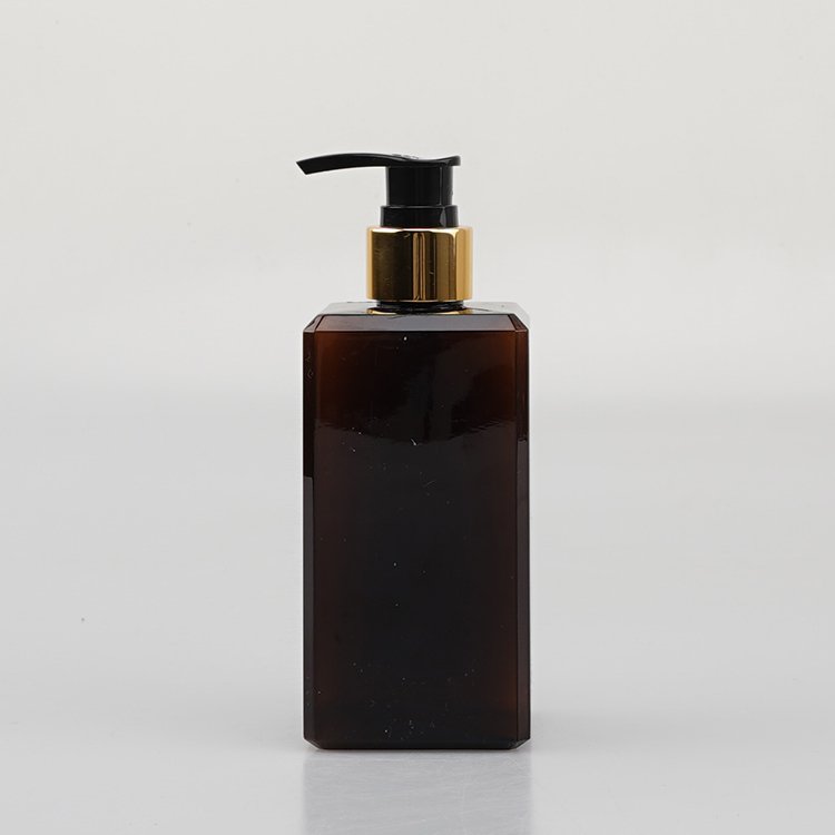 black frosted cosmetic bottle Cosmetics spice jars with bamboo lids packaging cosmetic luxury
