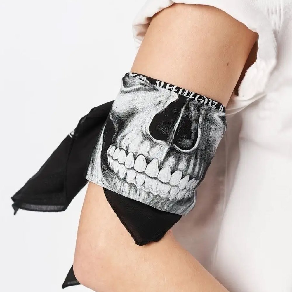 Custom New Personality Skull Pattern Square Scarf Outdoor Ride Hip Hop Halloween Pie Face Towel Preferred Bandana Handkerchief