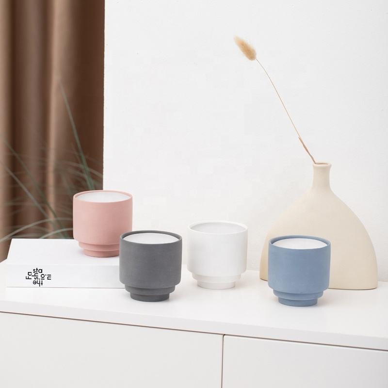 Unique Shape 10 Oz Custom Nordic Matt Soy Wax Small Foot Round Candle Vessels Colorful Ceramic Candle Jars