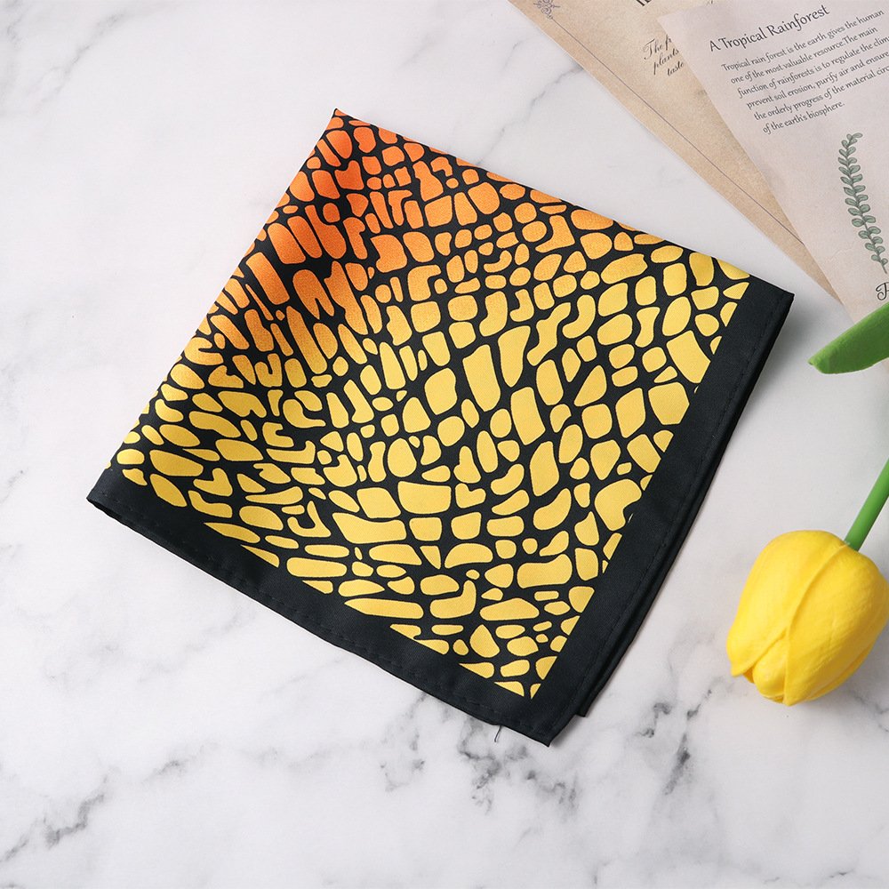 2024 New design single-sided printed cracked leopard print 30cm handkerchief color-changing gradient polyester pocket square