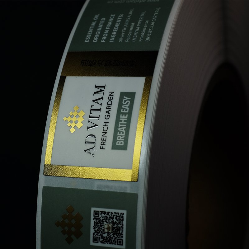 custom High quality LOGO Hot stamping waterproof vinyl Self-adhesive labels on roll Product packaging label sticker