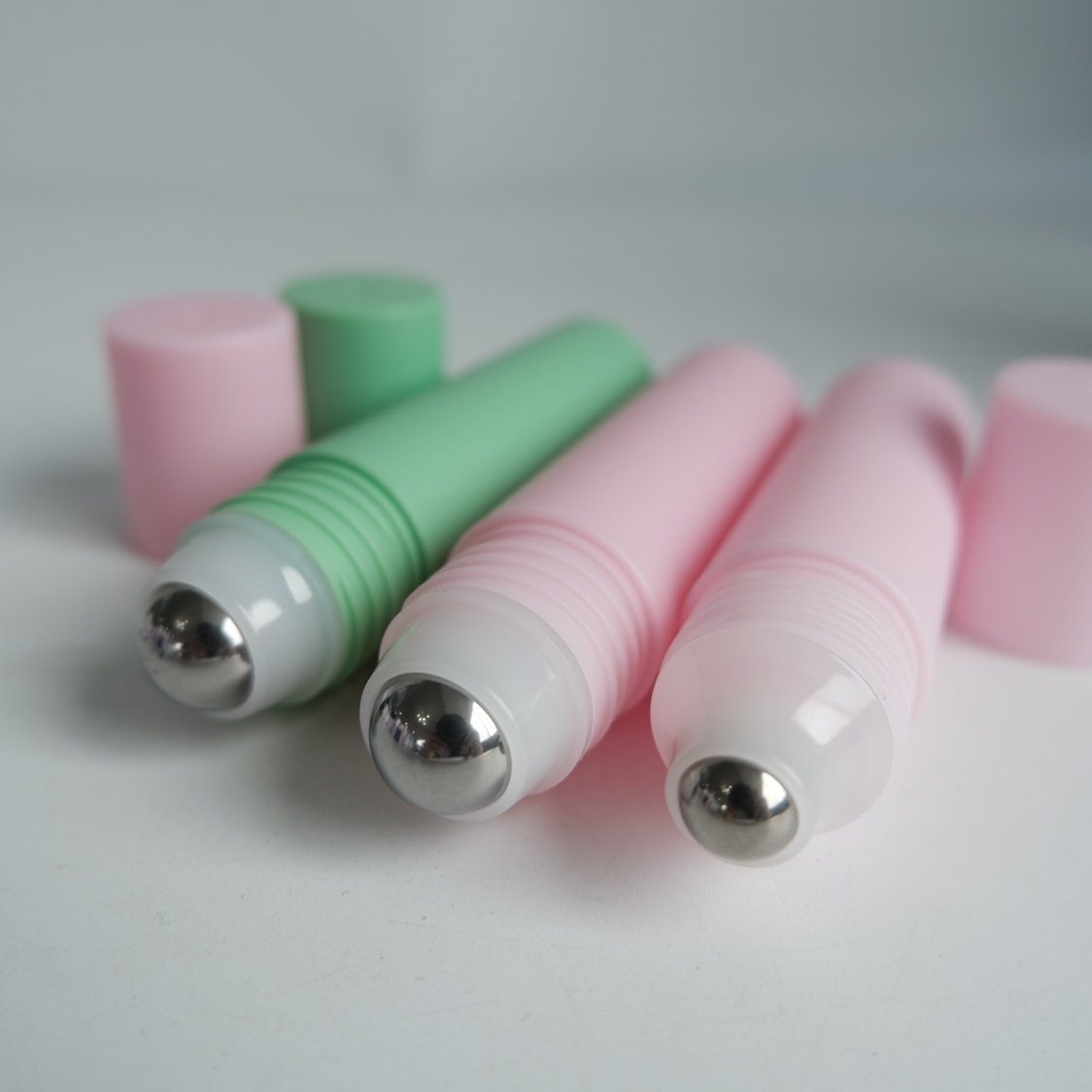 Eco-friendly Plastic Roller Ball Cosmetic Packaging 30ml Pcr Skin Care PP Roll On Bottle