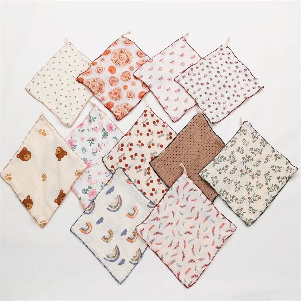 Baby multifunctional handkerchief patting hiccup towel soothing towel baby cotton four-layer gauze printed small square towel