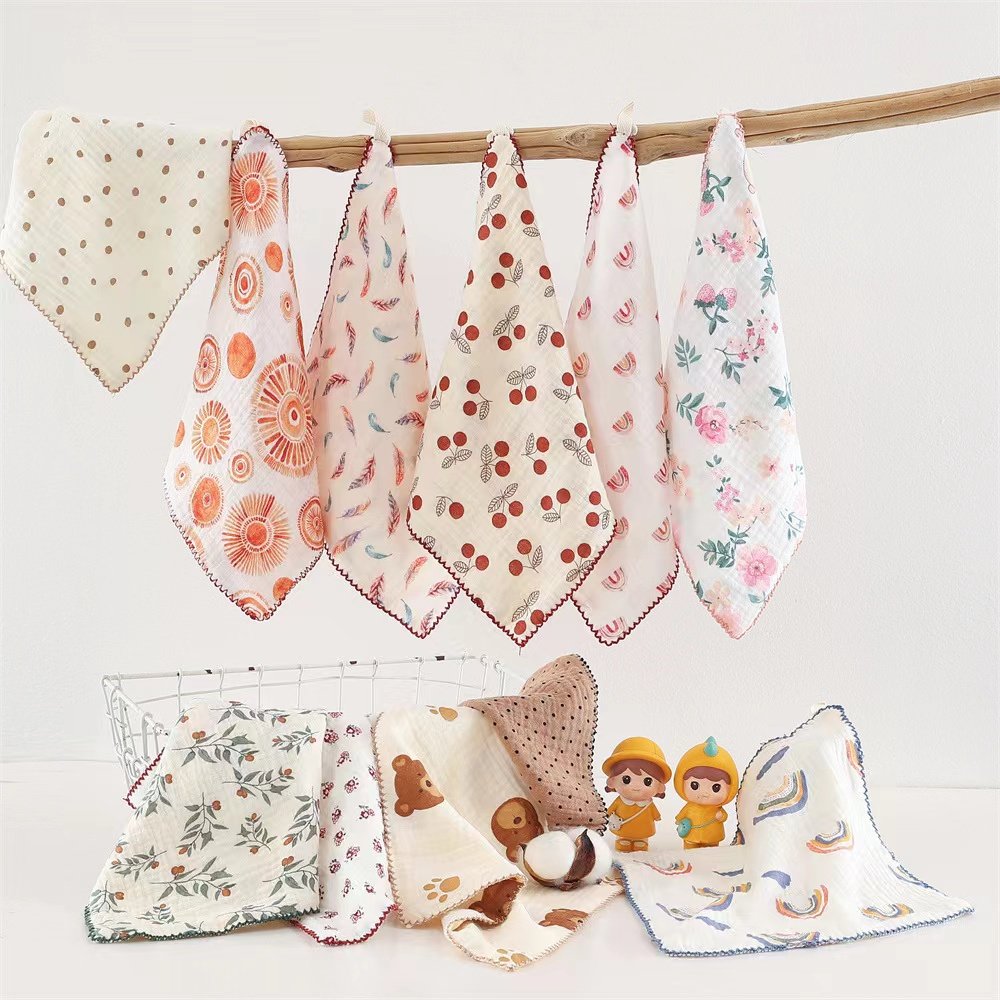 Baby multifunctional handkerchief patting hiccup towel soothing towel baby cotton four-layer gauze printed small square towel