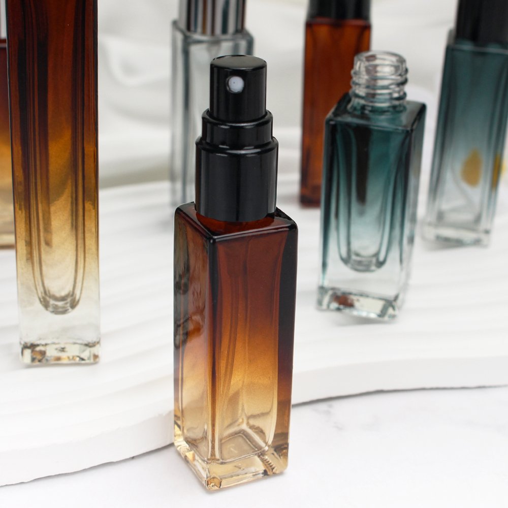 Travel spray 5ml 10ml 20ml 30ml Clear Empty Square Shaped Glass Spray Perfume Bottle Portable Atomizer Refilla bottle