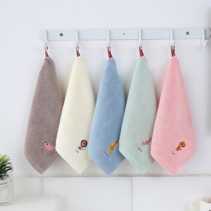 Wholesale High quality 25*25cm children's towels Cotton kids Towel Fabric Cartoon Baby Handkerchief Baby Face Towel