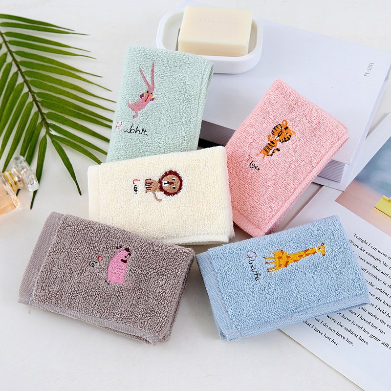 Wholesale High quality 25*25cm children's towels Cotton kids Towel Fabric Cartoon Baby Handkerchief Baby Face Towel