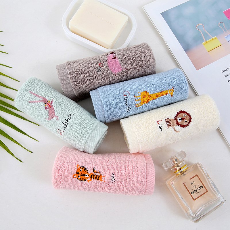 Wholesale High quality 25*25cm children's towels Cotton kids Towel Fabric Cartoon Baby Handkerchief Baby Face Towel