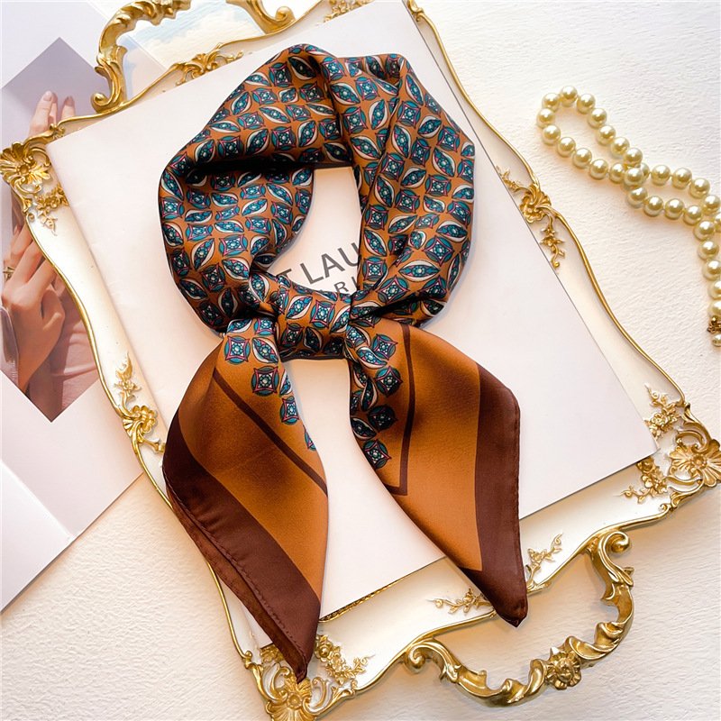 2023 Wholesale Printing 70cm*70cm Twill Satin Headscarf Wrap Handkerchief Women Square Silk Scarves