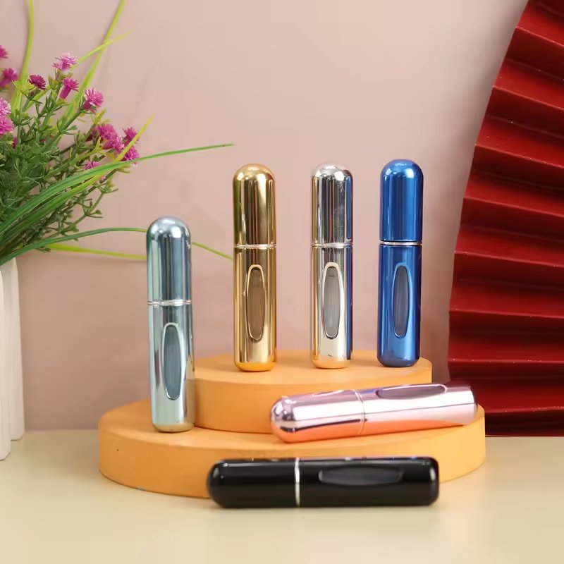 Custom LOGO Luxury Mini Pocket Size 10ml Perfume Bottle twister Round Portable Travel Refill Metal Spray Bottle