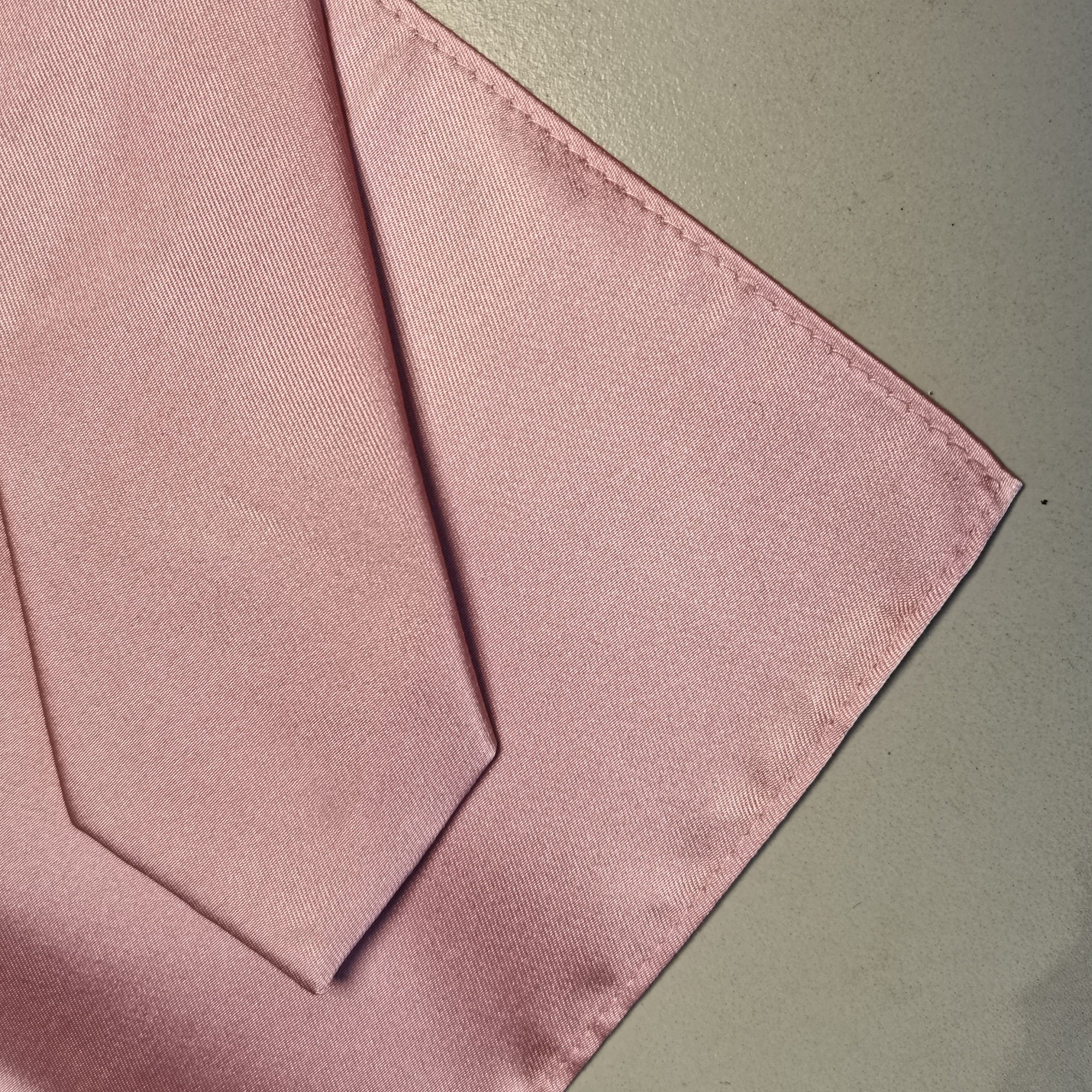 High Quality Pure Silk Jacquard Pink Solid Wedding Necktie Handkerchief Customization For Men Classic Tie Pocket Square Set