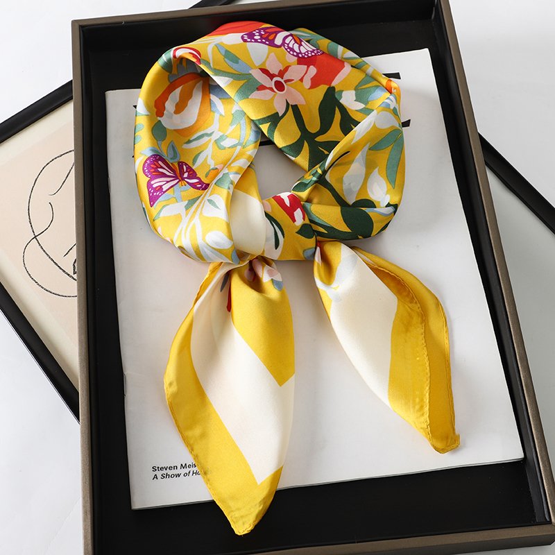 Leopard leaves Support branded silk scarf Feminine handkerchief 70*70cm luster scarves