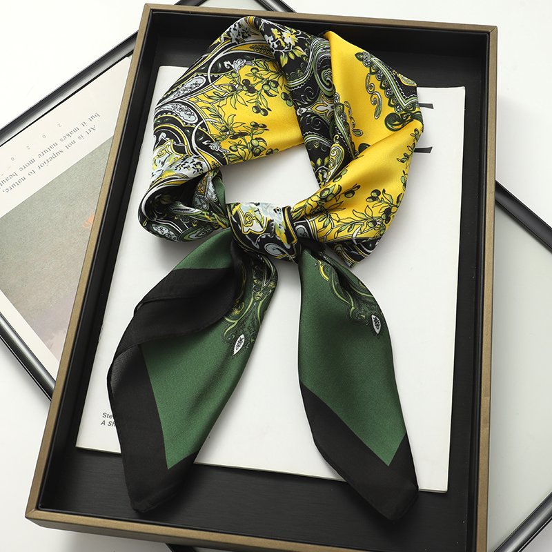 Leopard leaves Support branded silk scarf Feminine handkerchief 70*70cm luster scarves