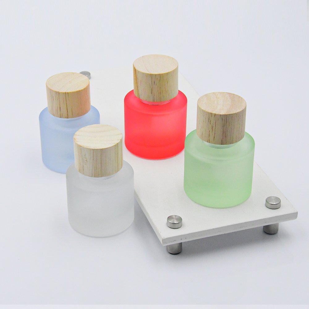 Custom Perfume Glass Bottle 50Ml Colourful Frosted Perfume Bottle With Wooden Lids