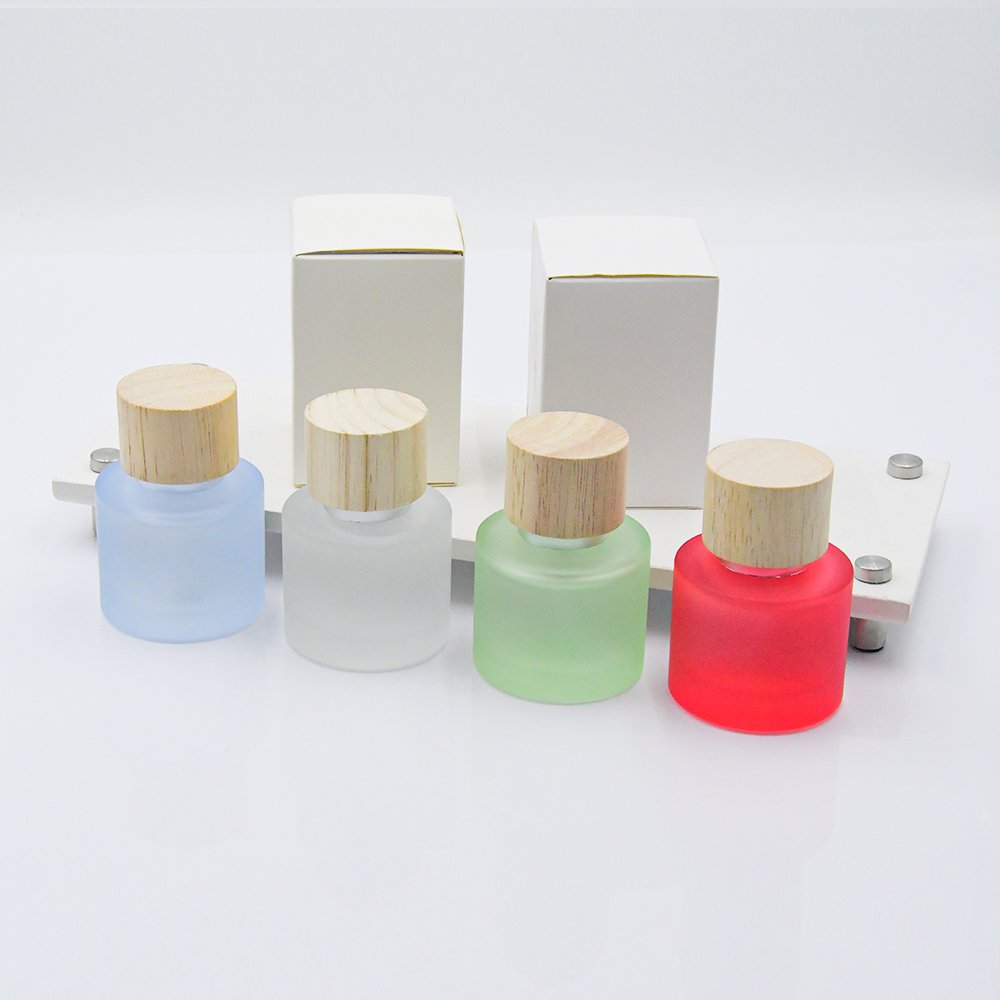 Custom Perfume Glass Bottle 50Ml Colourful Frosted Perfume Bottle With Wooden Lids