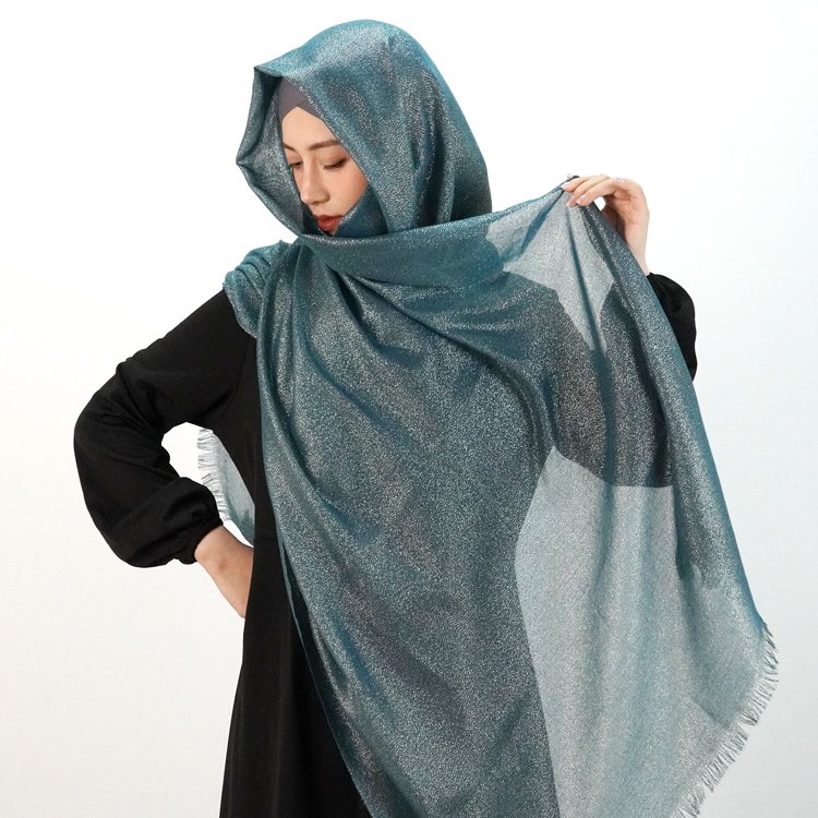 Wholesale islamic woman custom glitter medina silk scarf shiny khimar hijab musulman voile veils tassel chiffon shawl dubai 2024