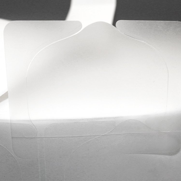 Customized Adhesive Waterproof Labels for Wet Wipes on Rolls For Sealing On Wet Wipes Plastic Packaging Bag Label