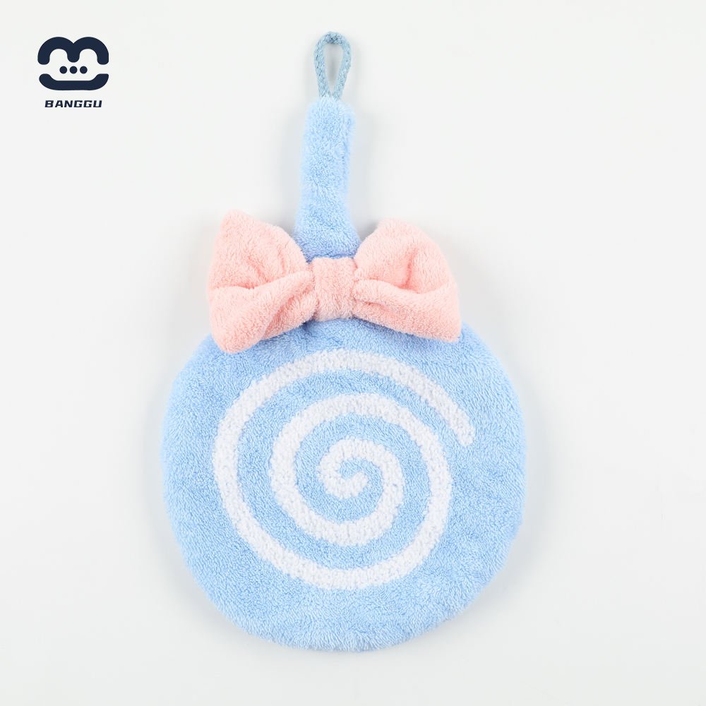 Factory-supplied coral velvet cartoon lollipop hand towel absorbent soft comfortable and hair-resistant children's handkerchief