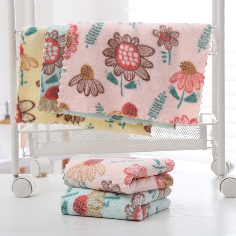Custom New Design Cheap Price Premium Quality Portable Square towel Coral Fleece Handkerchief