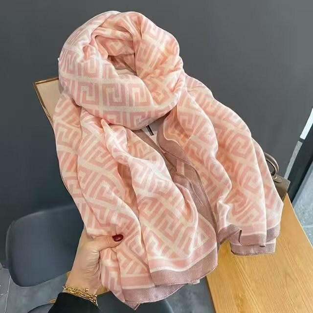 2024 brand ladies fashion scarf autumn and winter quality shawl wrapped scarf beach handkerchief ladies shawl