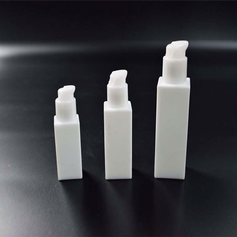 New Pearl White Glass Bottles For Cosmetics Set Packaging