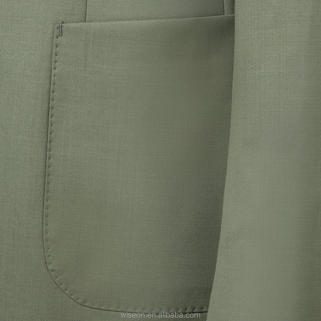 Sleek Men's Two-Button Suit with Wide Lapel and Dual Rear Vents