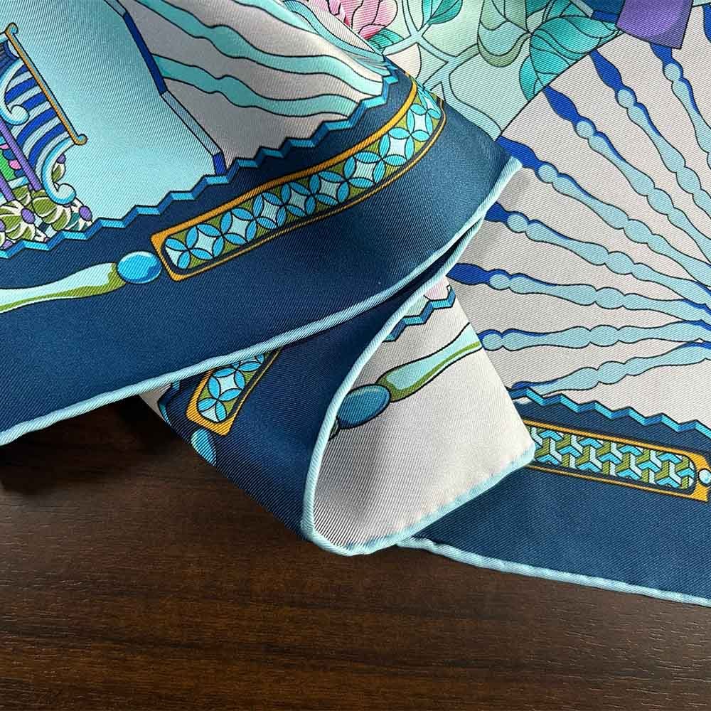 Natural Mulberry Silk Designer Head Scarves Square Scarf Handkerchiefs For Women