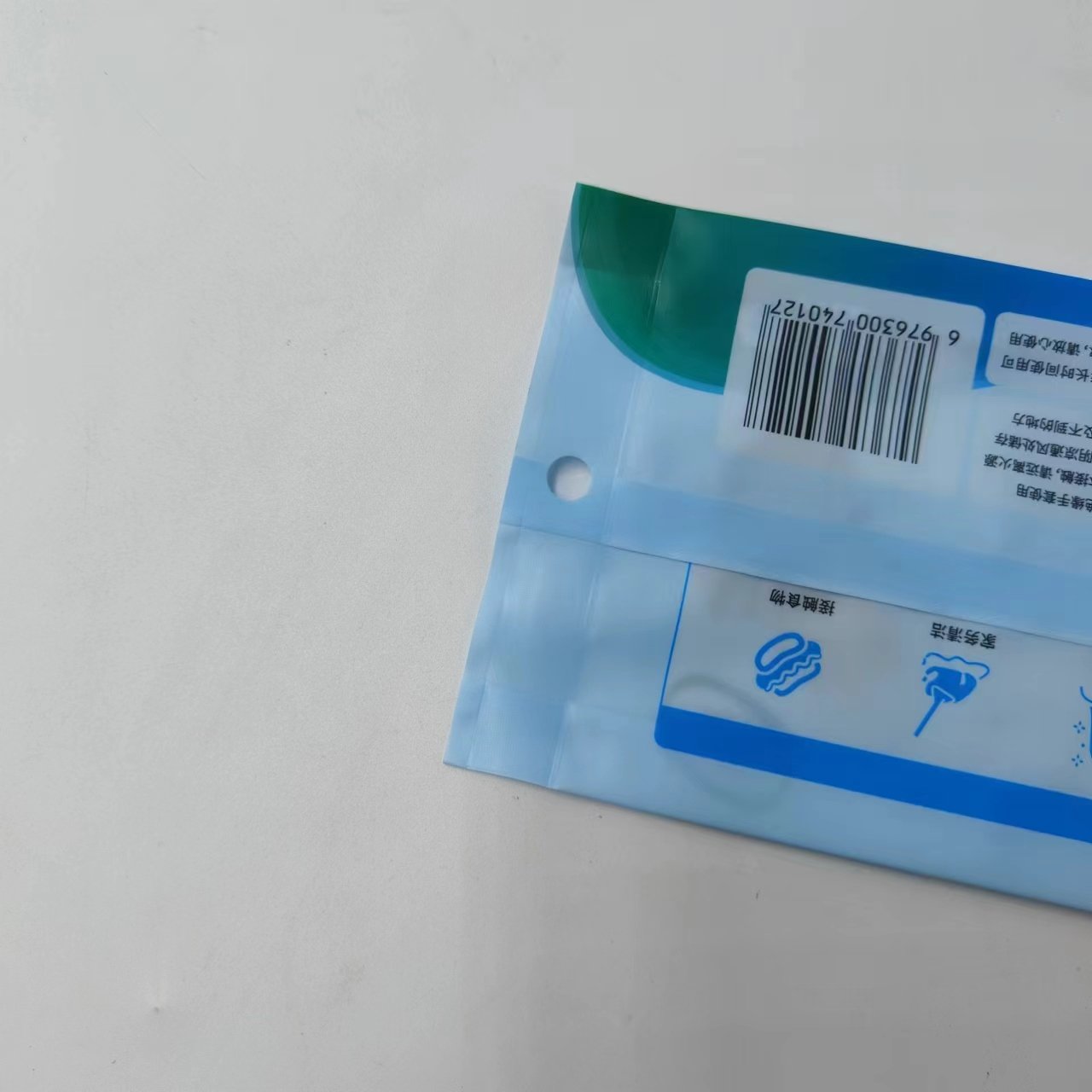 Custom personal care items Wet wipes paper handkerchiefs paper plastic bags