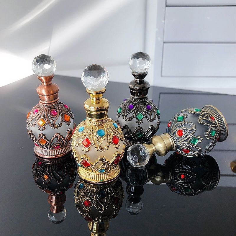 Wholesale 15ml Butterfly Antique Vintage Luxury Dubai style Arabic Glass Essential Oil Perfume Bottle