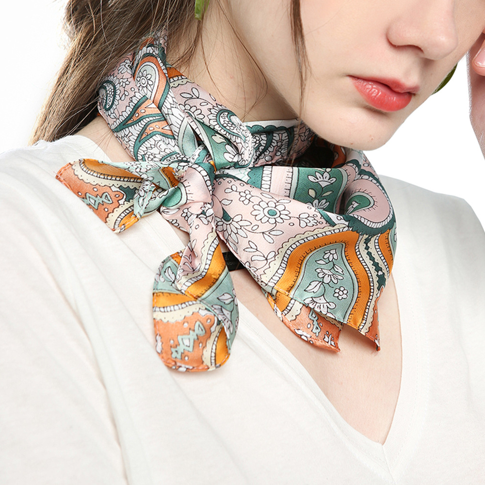 2022 Wholesale Women Luxury Elegant Brand Scarf Wrap Handkerchief Bandanas Soft Satin Silk Square Scarf For Women