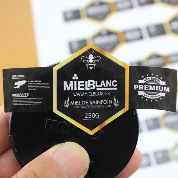 Customized Printing Standard Size Vinyl Inkjet Roll Luxury Red White Wine Self Adhesive Logo Sticker Label For Liquor Bottles
