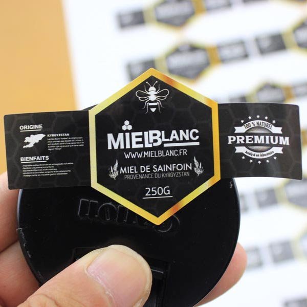Customized Printing Standard Size Vinyl Inkjet Roll Luxury Red White Wine Self Adhesive Logo Sticker Label For Liquor Bottles