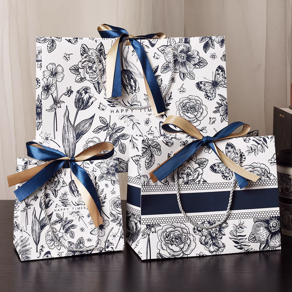 2024 New DW Custom Shoes Branded store Printed paper bags with your own logo cardboard Shopping Paper Bag gift bags