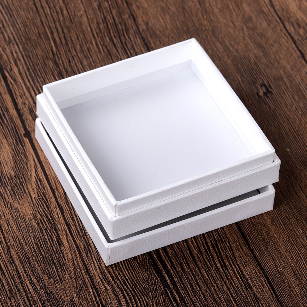 Simple Elegant Matte White Texture Paper Jewelry Package Gift Boxes with Custom Logo for Gem Ornament Bracelet Earrings Ring