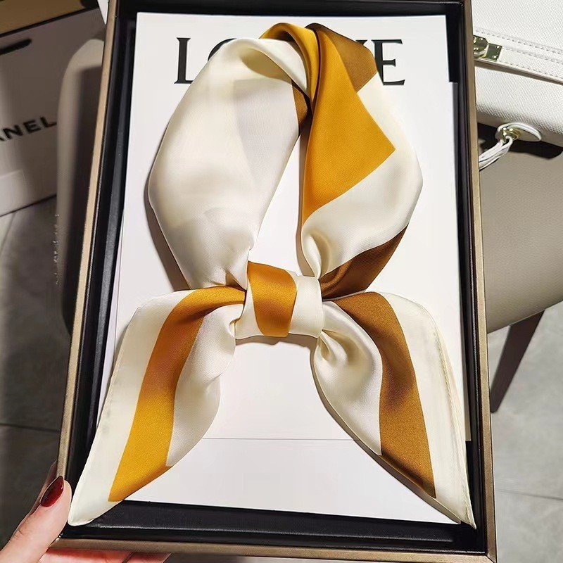 2023 Ladies Custom 70*70cm Head Band Square Silk Scarves Printing Luxury Designer Handkerchief For Women