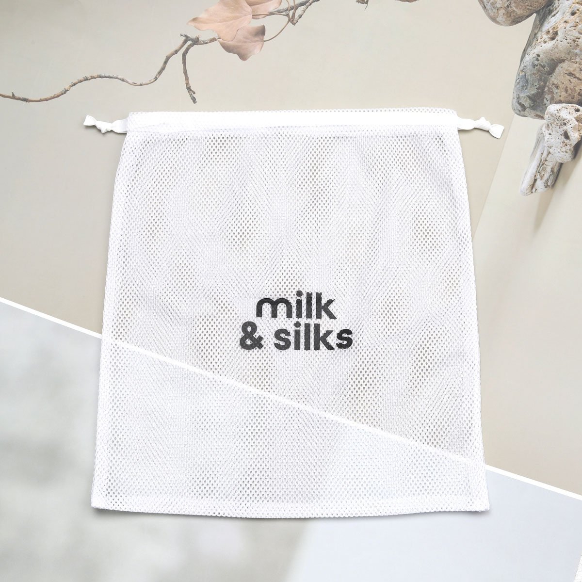 Custom Logo Printing White Nylon Mesh Cosmetic Makeup Bag Luxury Fruit Gift Shopping Drawstring Mesh Pouch