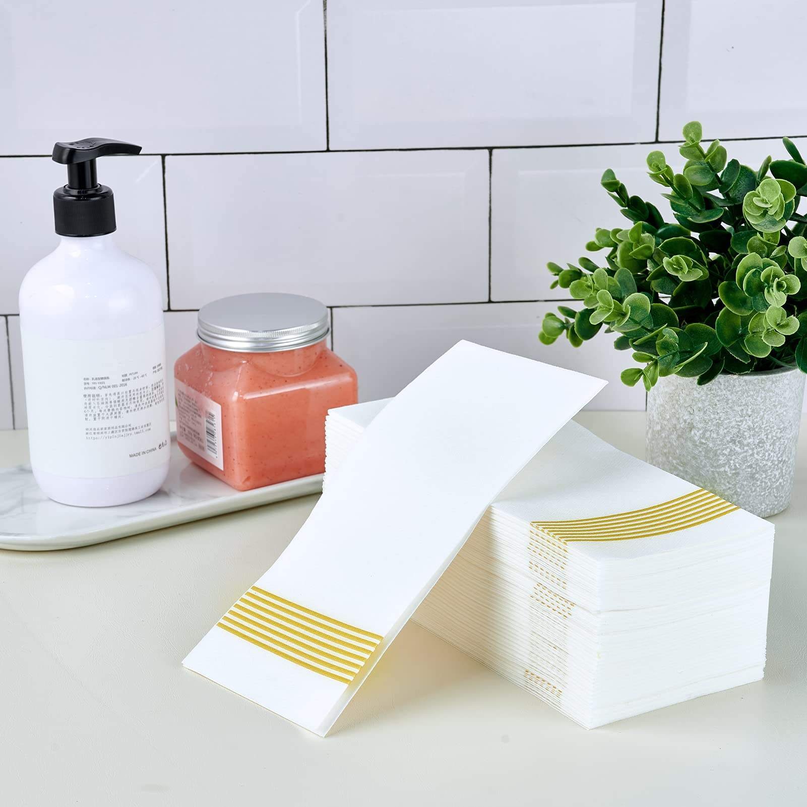 Customized 100 Sheets/Pack 12*17 Inch Printed Luxury Disposable Banquet Party Guests Phnom Penh Towels And Paper Towels