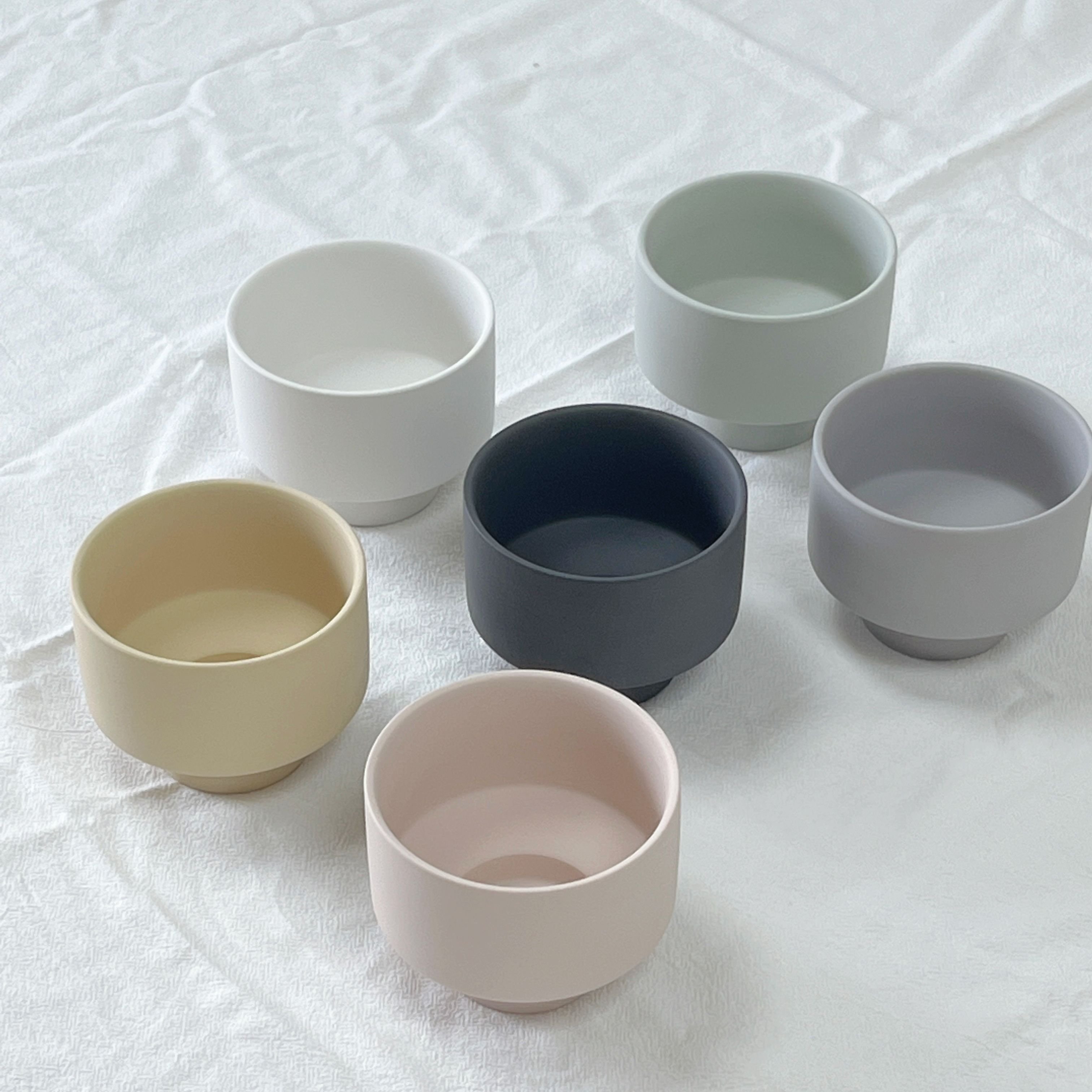 Home Decor Candle Jars Wholesale Nordic Eco-friendly Ceramic Candle Container Round Table Beautiful Matte Candle Holder