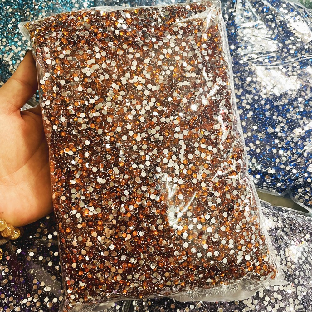 Yantuo Wholesale 2 3 4 5 6mm Round Strass Gems Nail Art Decoration Flatback Crystal Stones Resin Rhinestone