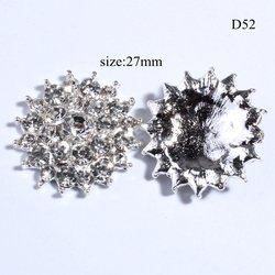 D52