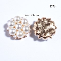 D76