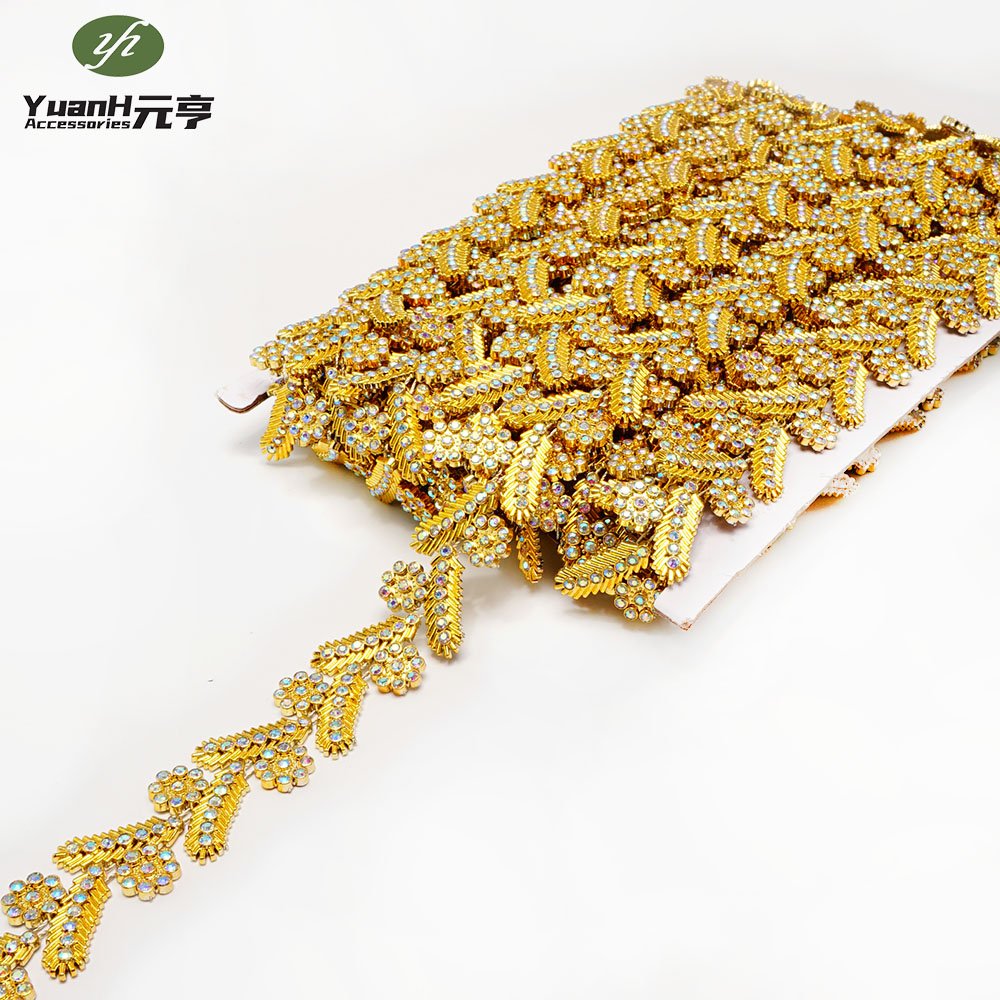 High quality silver flower leaves acrylic crystal trimming 24mm plastic rhinestone chain for DIY garment accessory